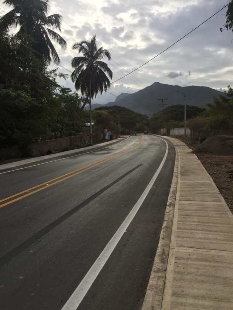 pavimentacion de la via cornejo puente gomez