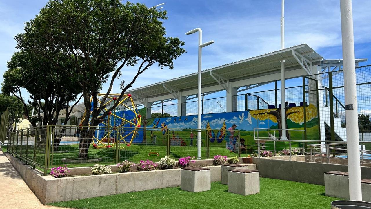 Polideportivo Barrio Ceci - Atalaya - 10